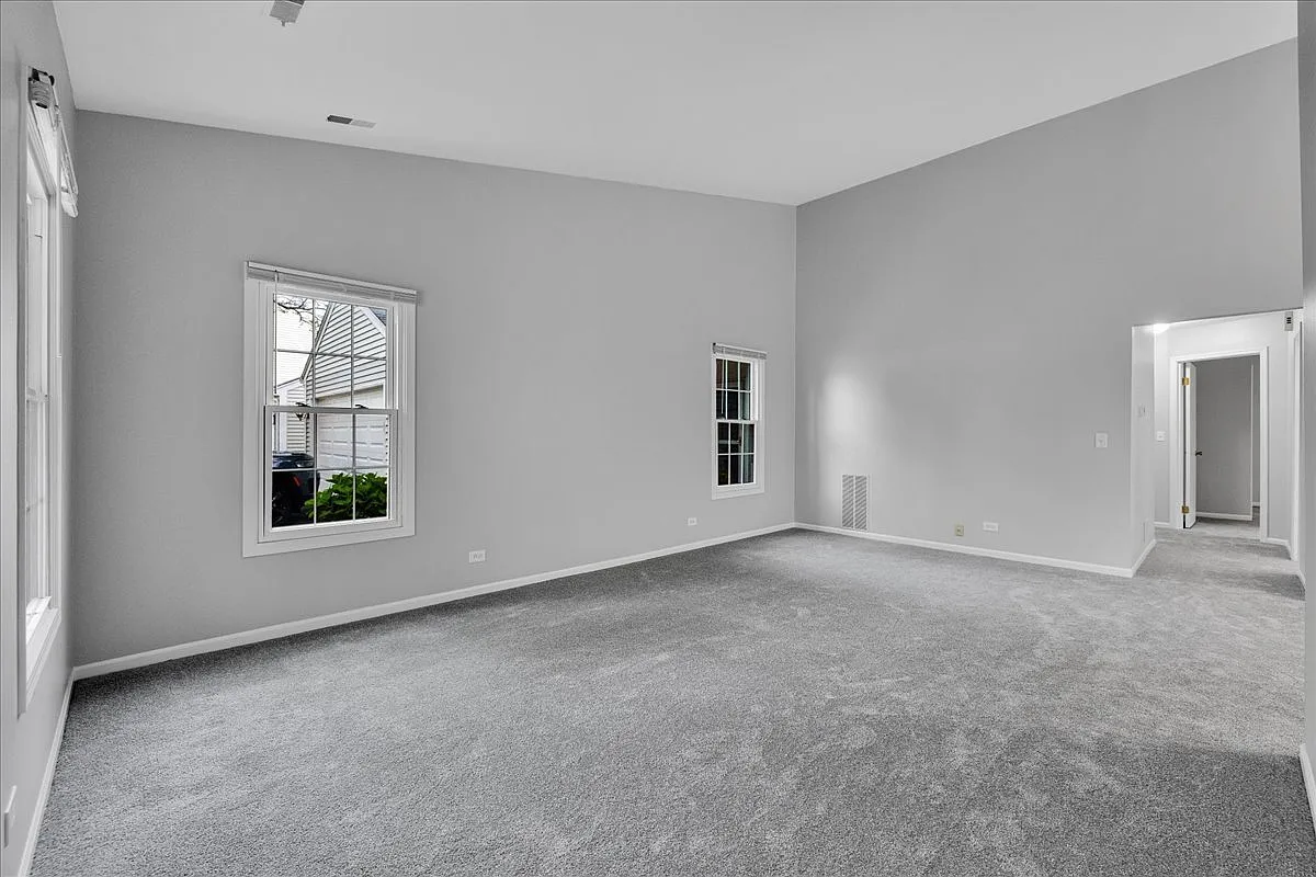 2 bed, 1180 sqft, $2,850 — Photo 4