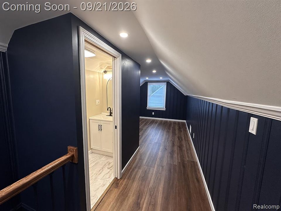 914 Bauman Ave, photo 14