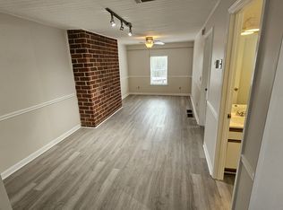 212 Thurston Dr, Gainesville, GA 30501
