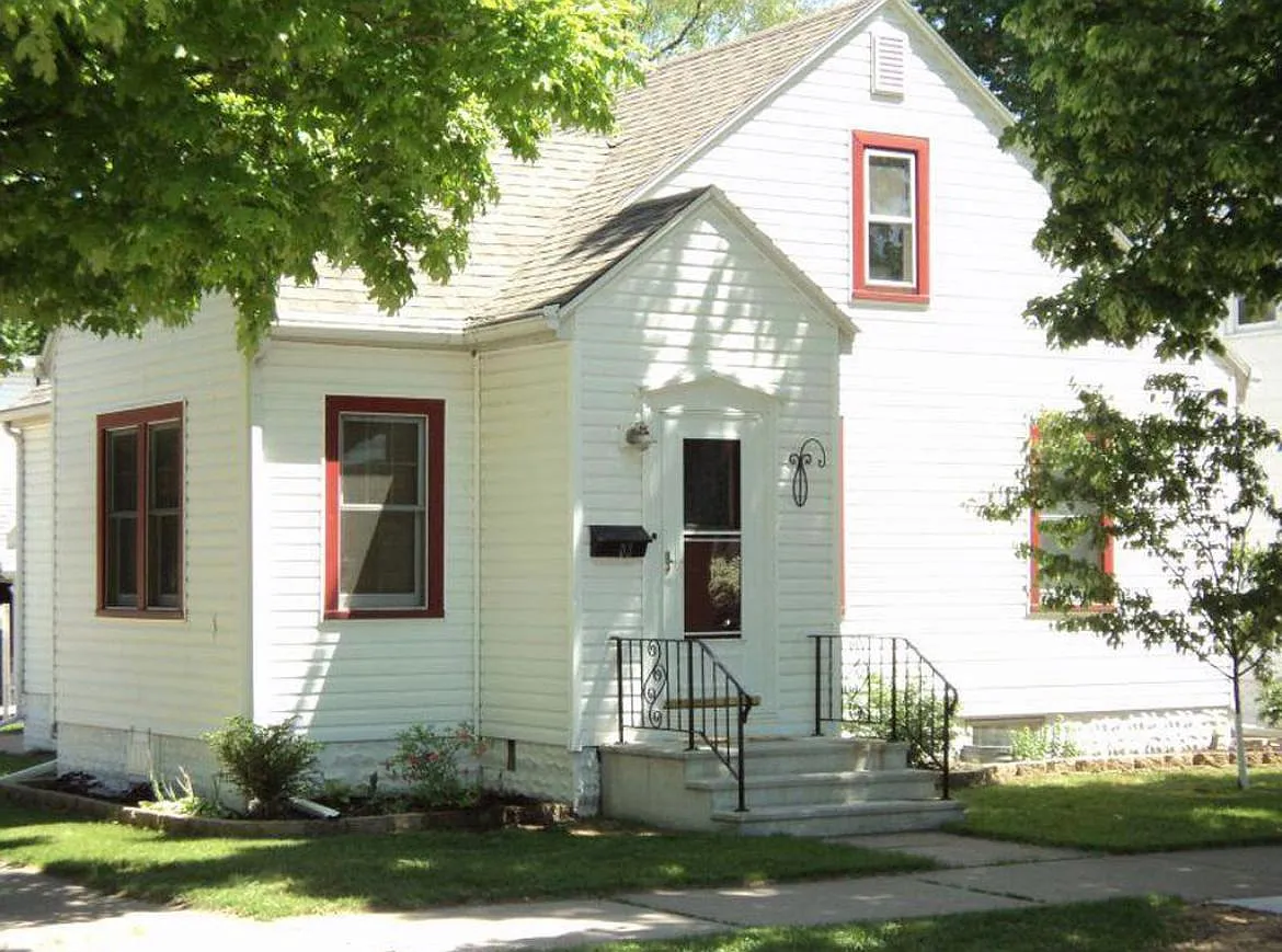 2 bed, $1,550 — Photo 1