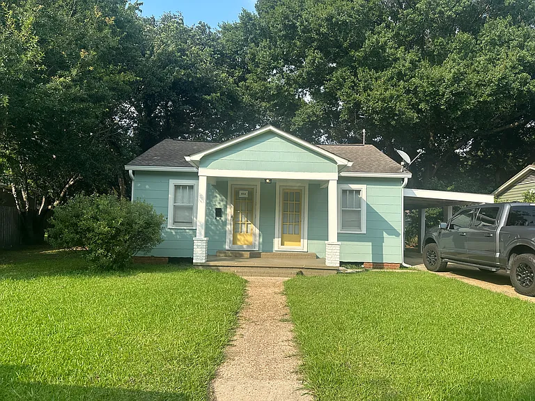 614 W Saint Louis St — Photo 1