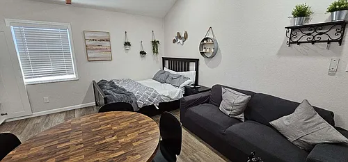 214 N 18th St #3 Photo 1