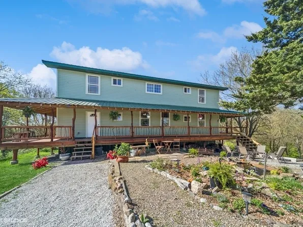 12297 N 4th Ave W, Colfax, IA 50054