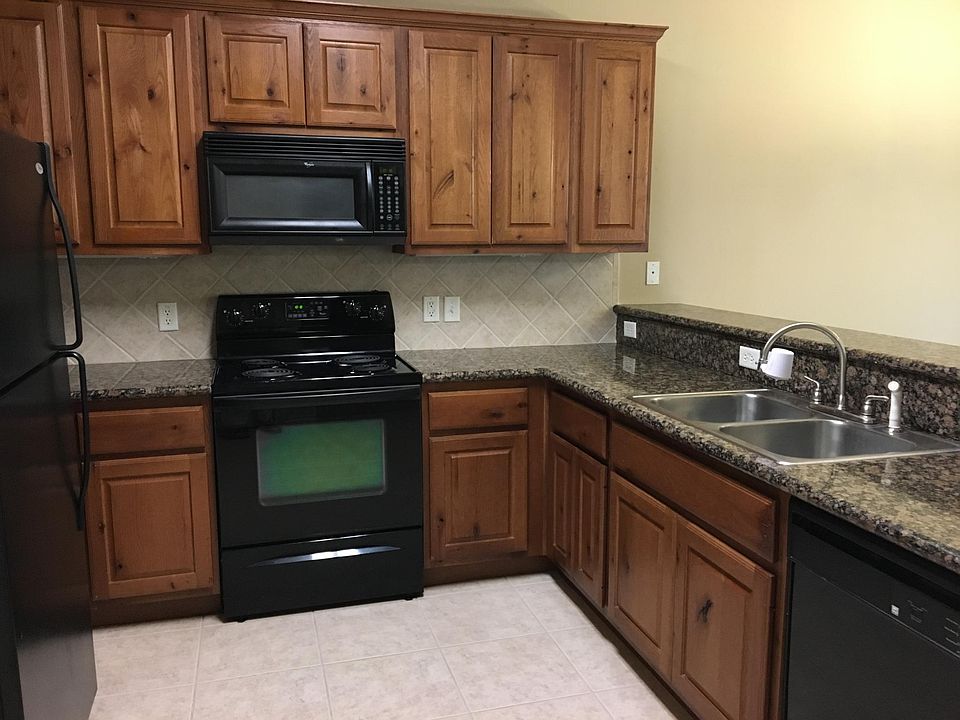2nd image of 337 Forest Dr