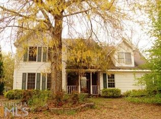 3775 Willowmeade Dr, Snellville, GA 30039