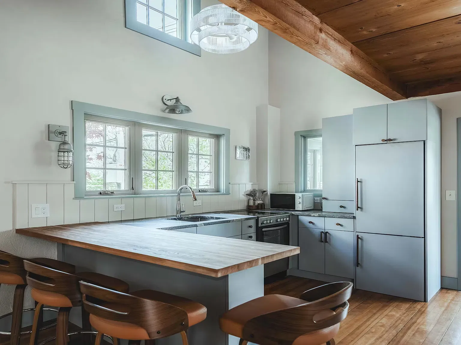 2 bed, 1150 sqft, $3,450 — Photo 3