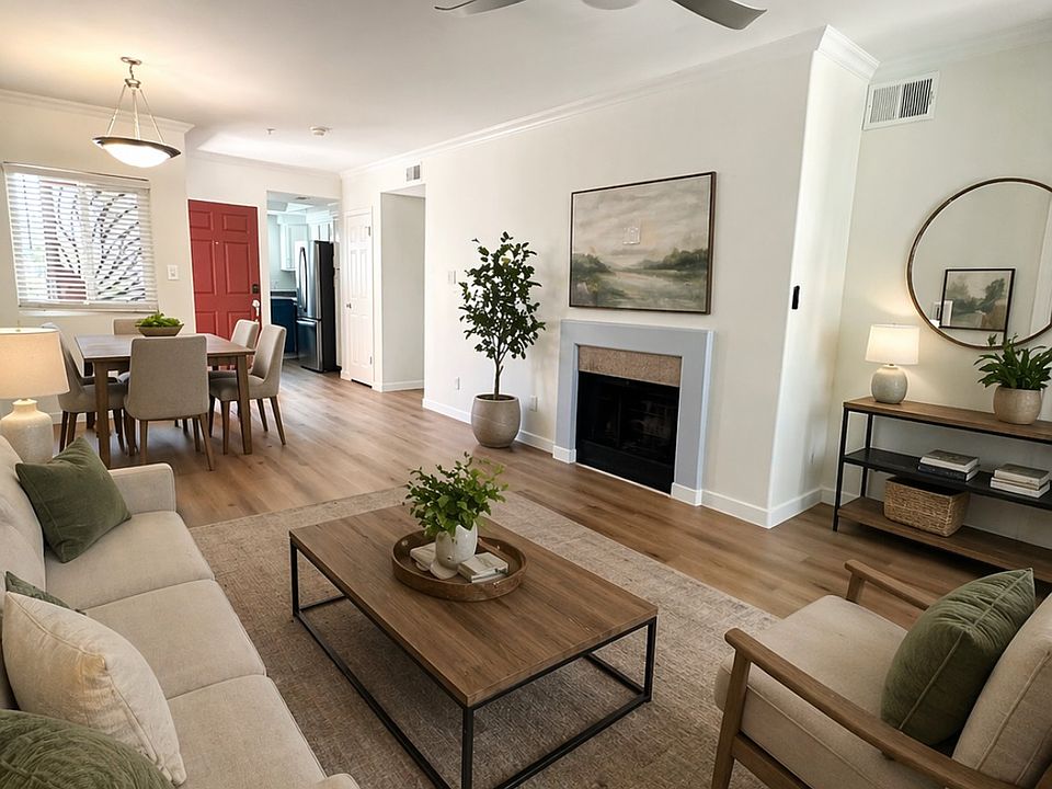 Living Room

*Unit is not furnished
