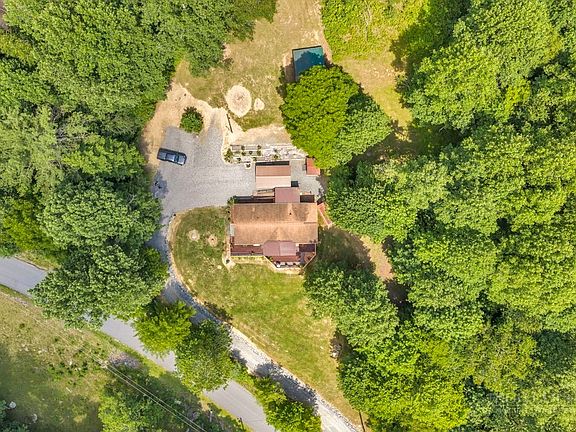 3rd image of 488 Wards Branch Road