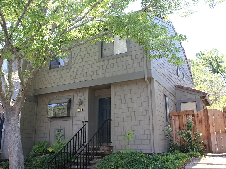 46 Aronia Ln — Photo 1