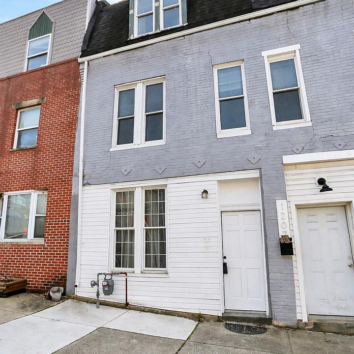 1st image of 1209 Market St