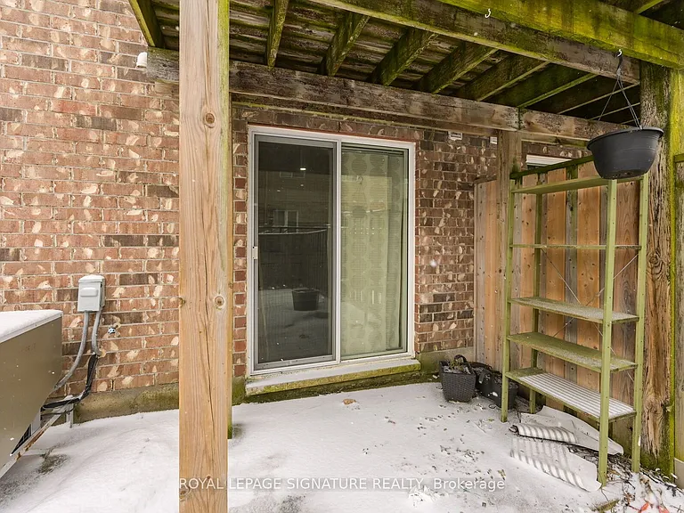 96 Highgate Dr #LOWER LEVEL B — Photo 27