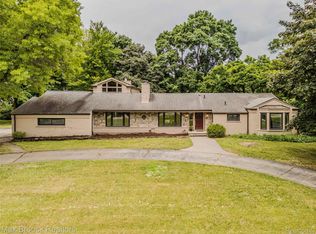 6730 Halyard Rd, Bloomfield Hills, MI 48301