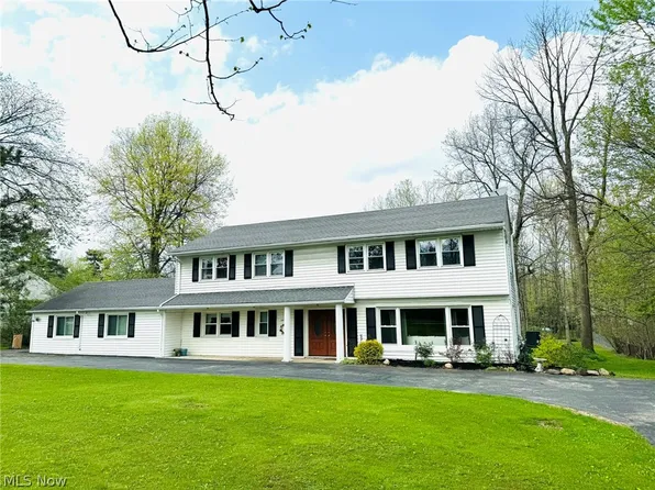26511 Shaker Blvd, Beachwood, OH 44122