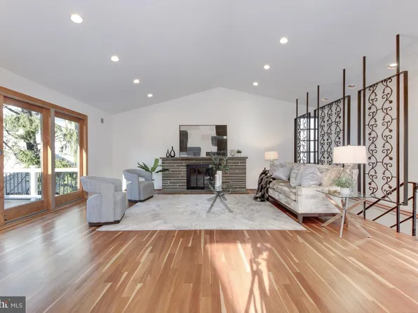 5814 Macarthur Blvd NW, Washington, DC 20016