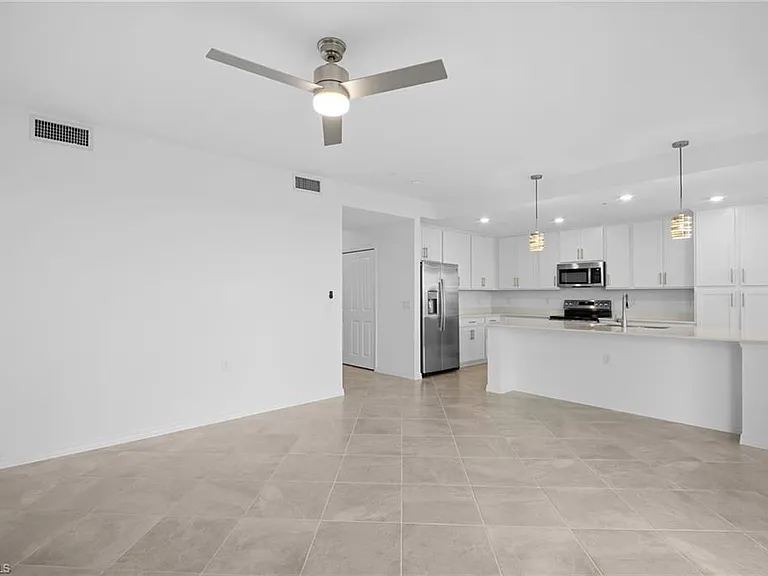15345 Green Acres Ave #2116 — Photo 7