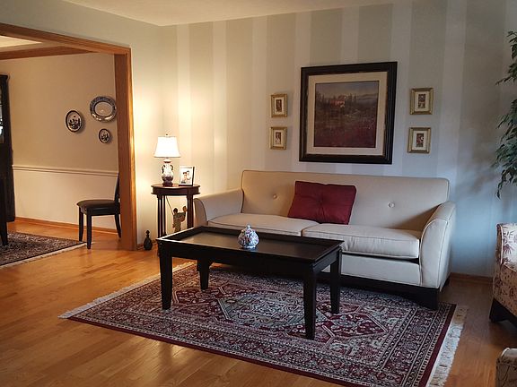 3rd image of 1124 Park Ledge Dr