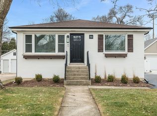 358 W Hillside Ave, Elmhurst, IL