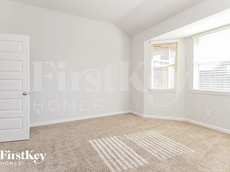 4820 La Piedra Ln — Photo 10
