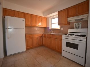 35-23 Crescent St #2, Astoria, NY 11106
