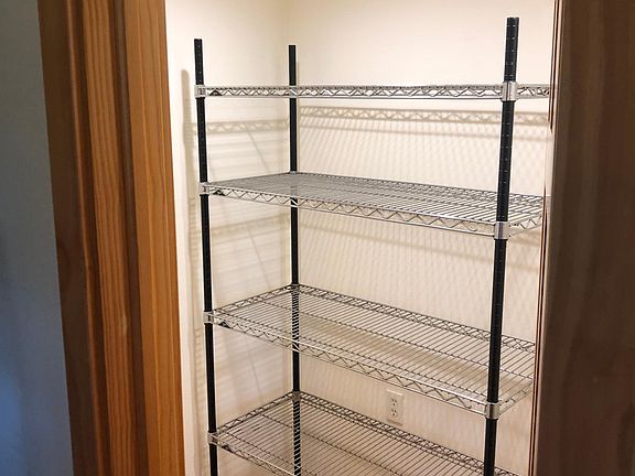 Kitchen pantry
