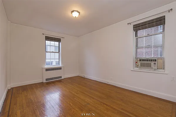 Rented by Town Residential | media 34