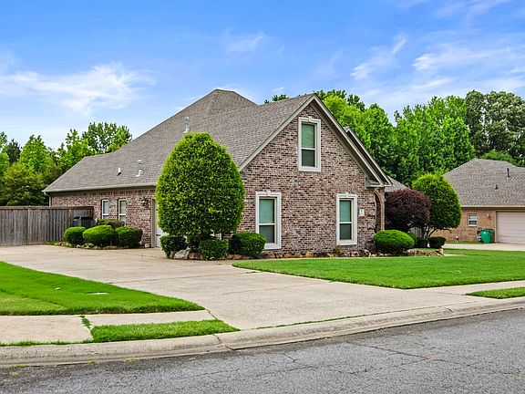 2nd image of 41 Shadow Creek Cir