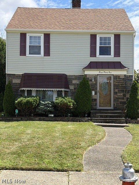 1st image of 831 Sable Rd
