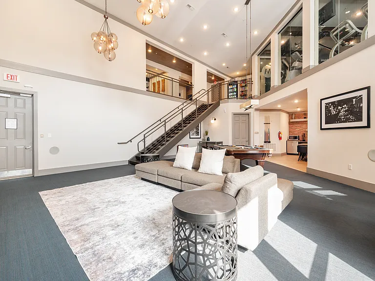 Marble Alley Lofts — Photo 13