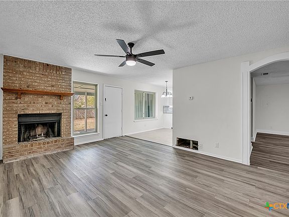 2nd image of 2125 Hidden Hill Dr
