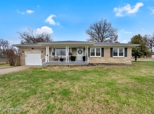 2527 Hampstead Dr, Shively, KY 40216