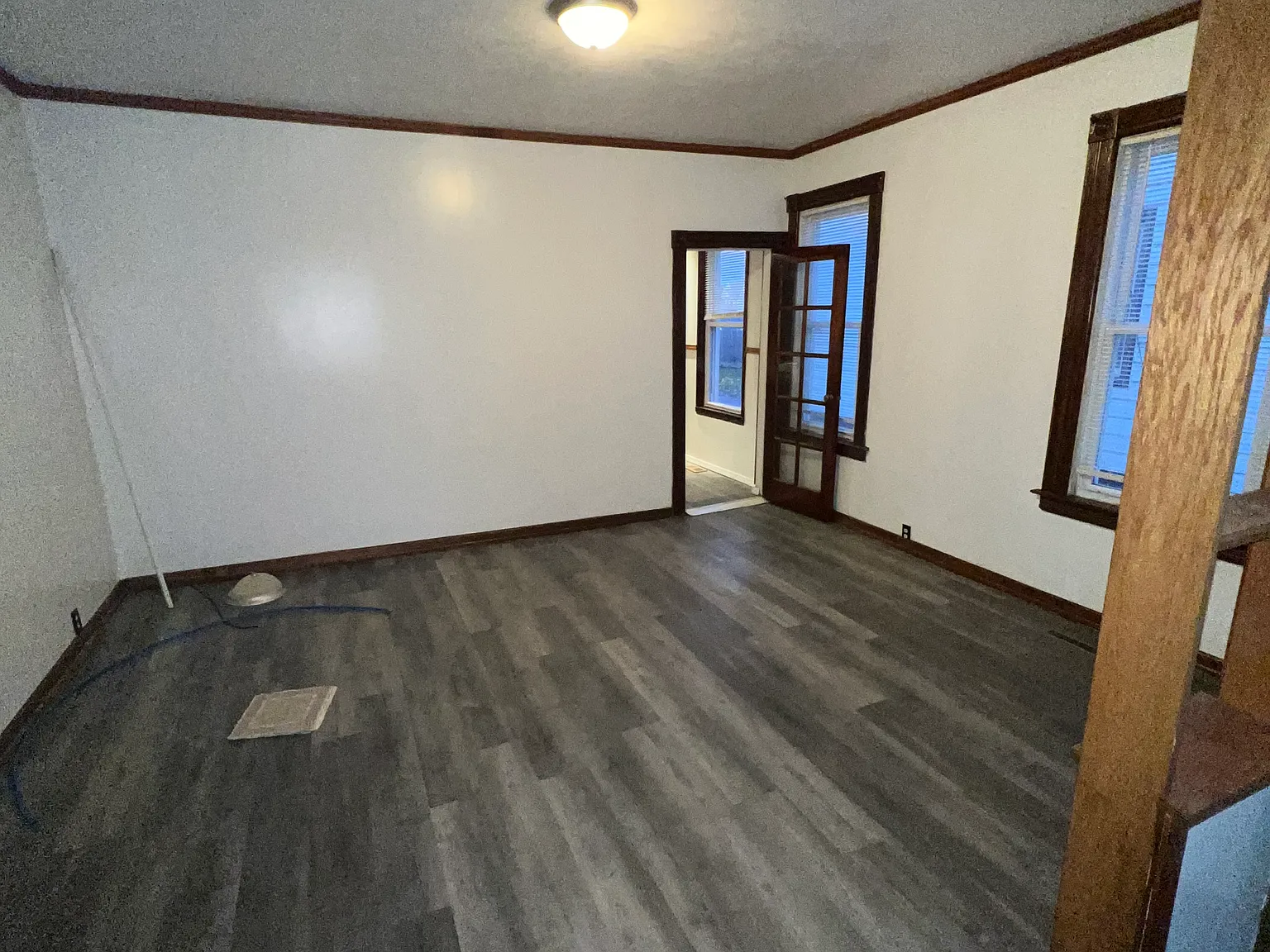 3 bed, 1000 sqft, $1,200 — Photo 4