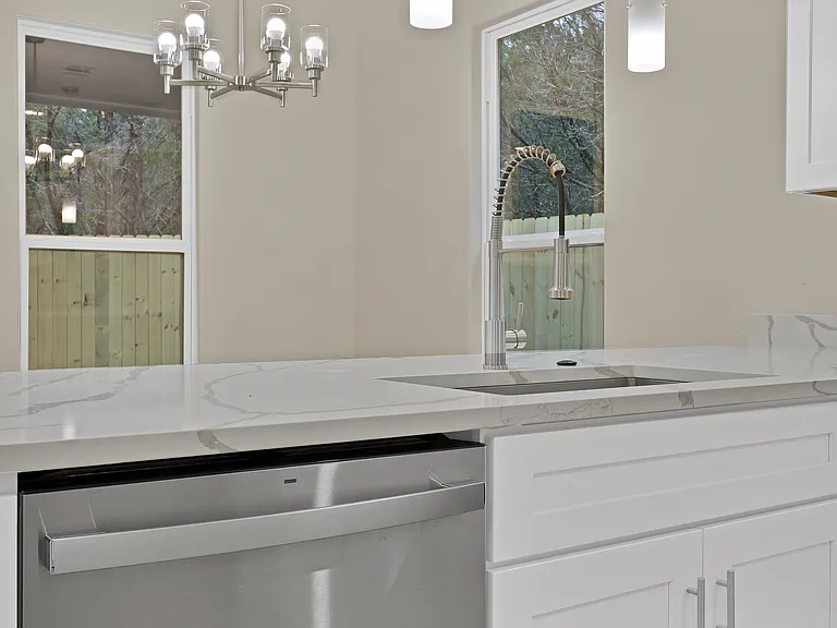 5619 Barkridge Dr — Photo 13