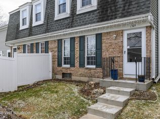 1345 Northampton Ln #1345, Roselle, IL
