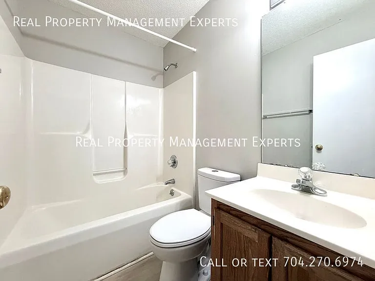 174 Overcreek Rd — Photo 11