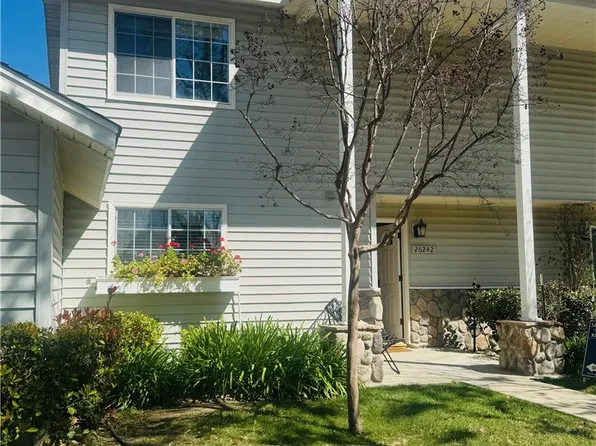 26242 Alizia Canyon Dr, Calabasas, CA 91302