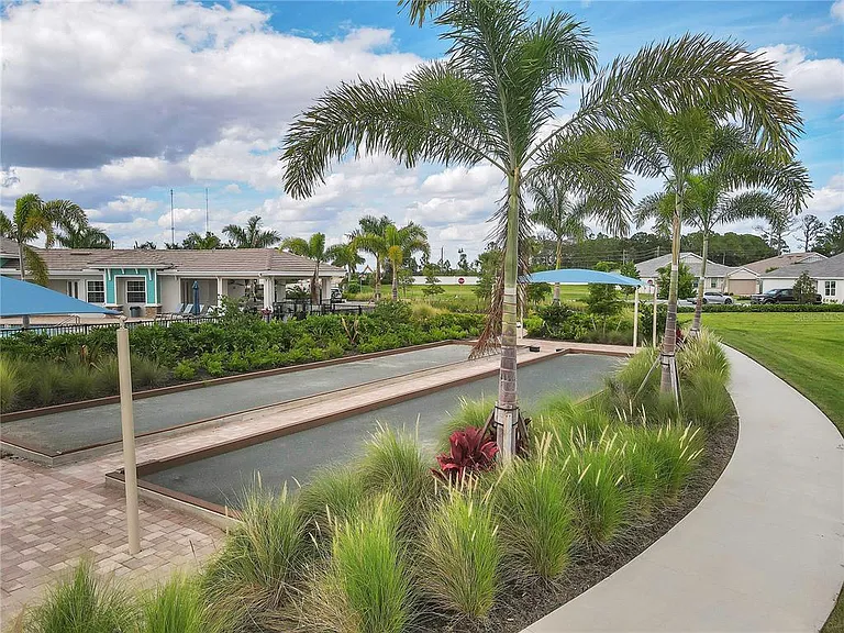 305 Ibiza Loop — Photo 42