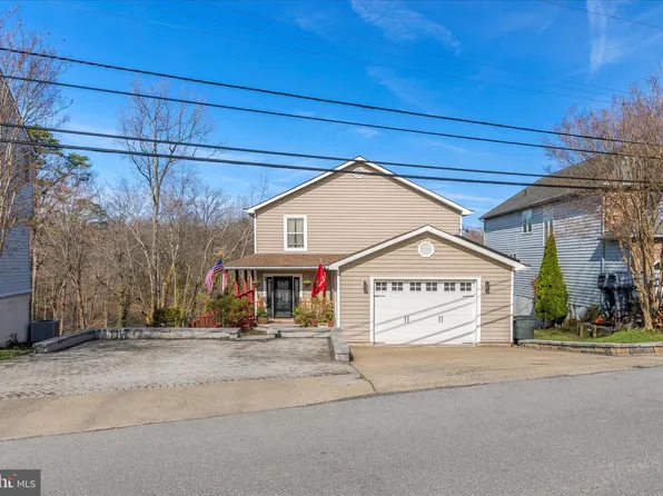 806 N North Dr, Glen Burnie, MD 21060