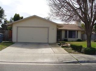 1728 Richert Ave, Clovis, CA 93611