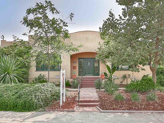 3rd image of 4156 Vineyard Ave