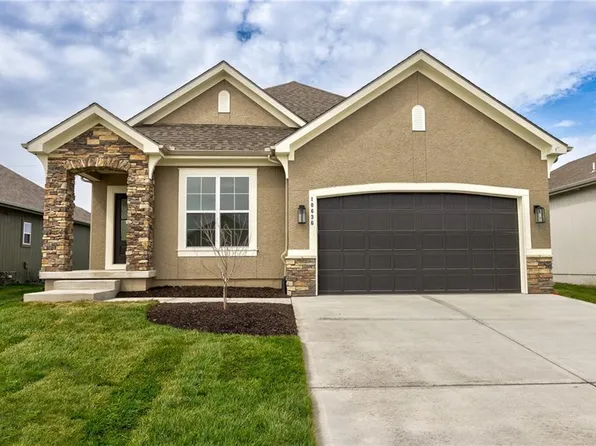 10636 N Bell St, Kansas City, MO 64155