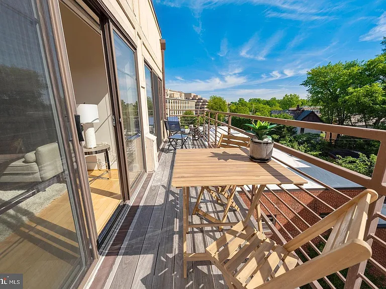 5201 Wisconsin Ave NW #406 — Photo 5