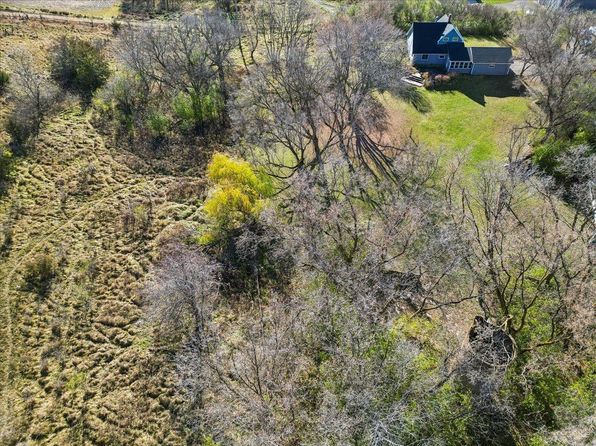 1199 McKinley Dr, Hudson, WI 54016