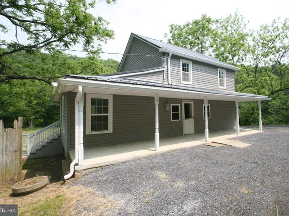 23479 Hollow Rd, Neelyton, PA 17239