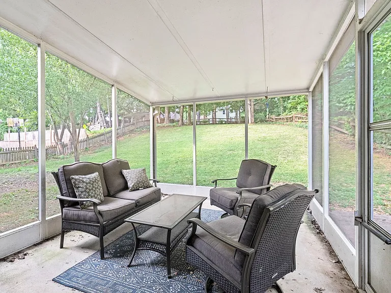 9701 Little River Ct — Photo 16