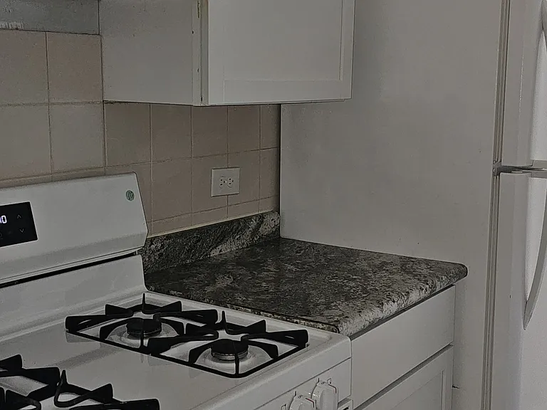 7854 Rutherford Ave #3F — Photo 20