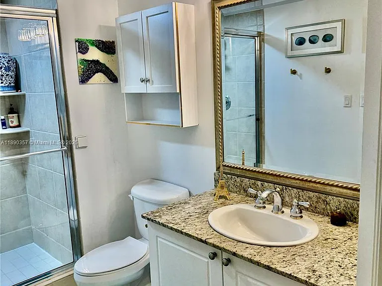 19501 W Country Club Dr #2515 — Photo 14