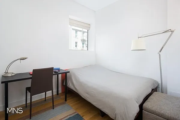 Rented by MNS | media 1