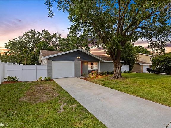 5th image of 2806 William Ln