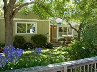 28 Chanticleer Ave, Larkspur, CA 94939