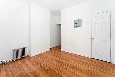 Rented by Julianna Realty Corp